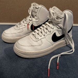 Nike Air Force 1 High Tops 4Y